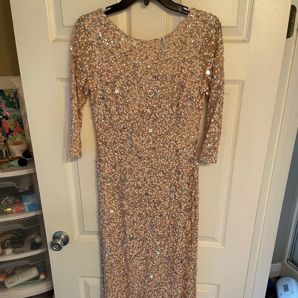 SCOOP BACK SEQUIN GOWN WITH THREE QUARTER SLEEVES IN CHAMPAGNE SILVER - Picture 6 of 7